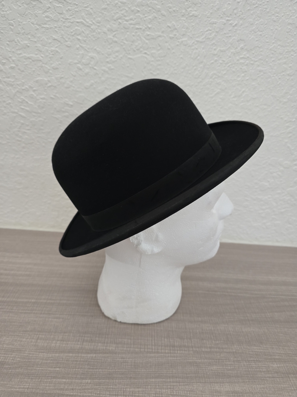 Vintage Dobbs Fifth Avenue Black Bowler Derby Hat Size 7